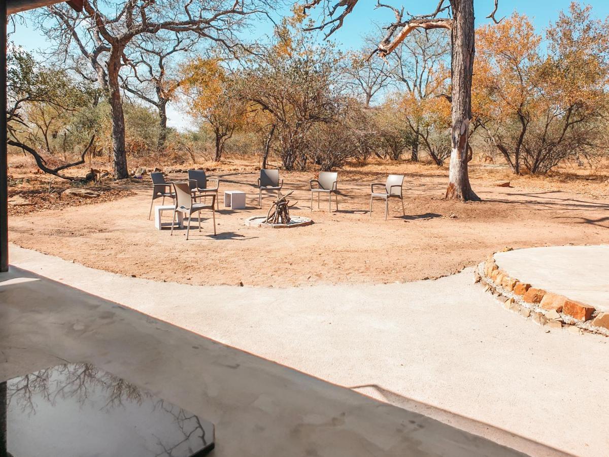 Mananga Bush Camp Hotel Скукуза Екстериор снимка