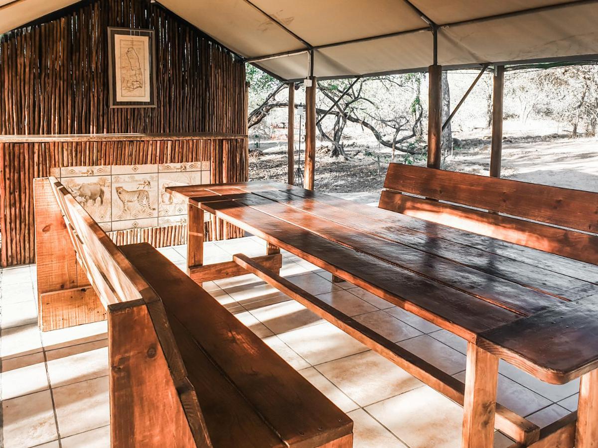Mananga Bush Camp Hotel Скукуза Екстериор снимка